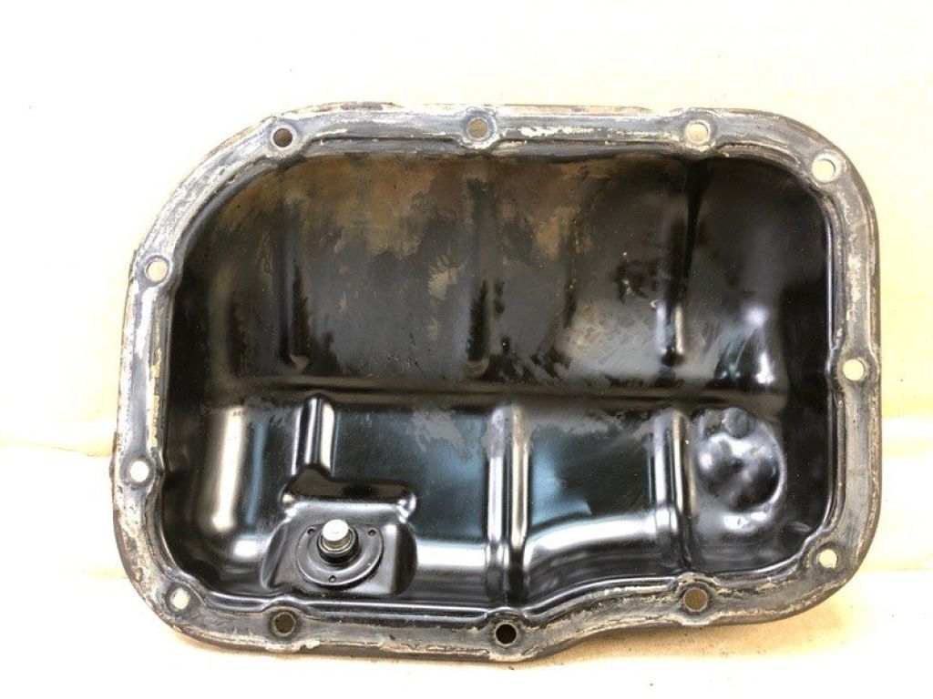 12102-37010 | Піддон двигуна TOYOTA COROLLA 150 06-13