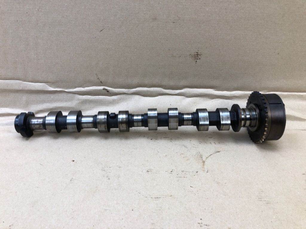 13501-37011 | Розподільний вал TOYOTA COROLLA 150 06-13