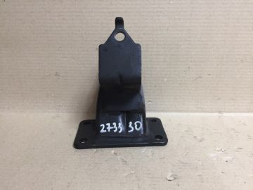 Кронштейн опори двигуна прав. NISSAN QX56 / TITAN / ARMADA 04-16