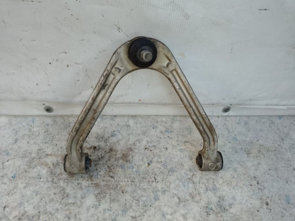 54525-EG000 | Рычаг передней подвески верхний лев. INFINITI M35/M45 04-10