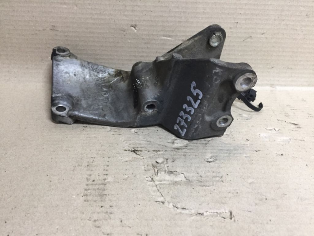 11710-7S01A | Кронтейн генератора NISSAN QX56 / TITAN / ARMADA 04-16 - Фото 2