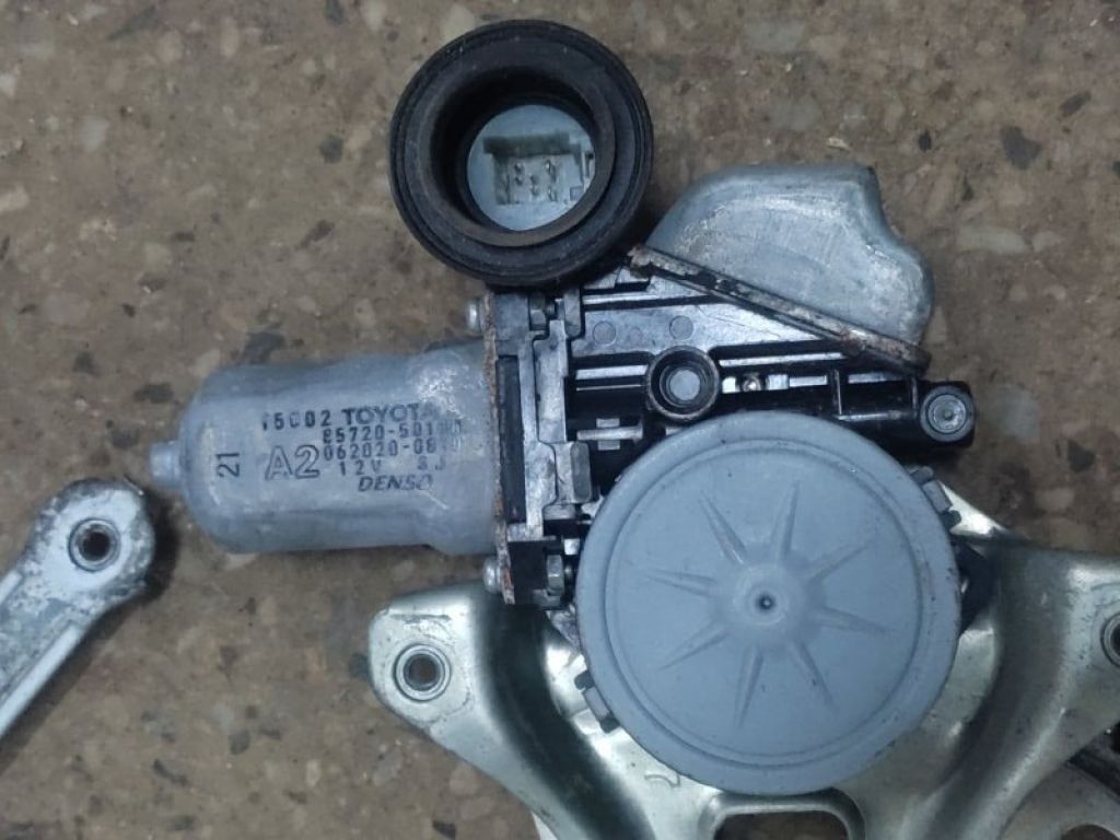 69802-30260 | Склопідйомник передн. лів. LEXUS LS460 06-12 - Фото 2