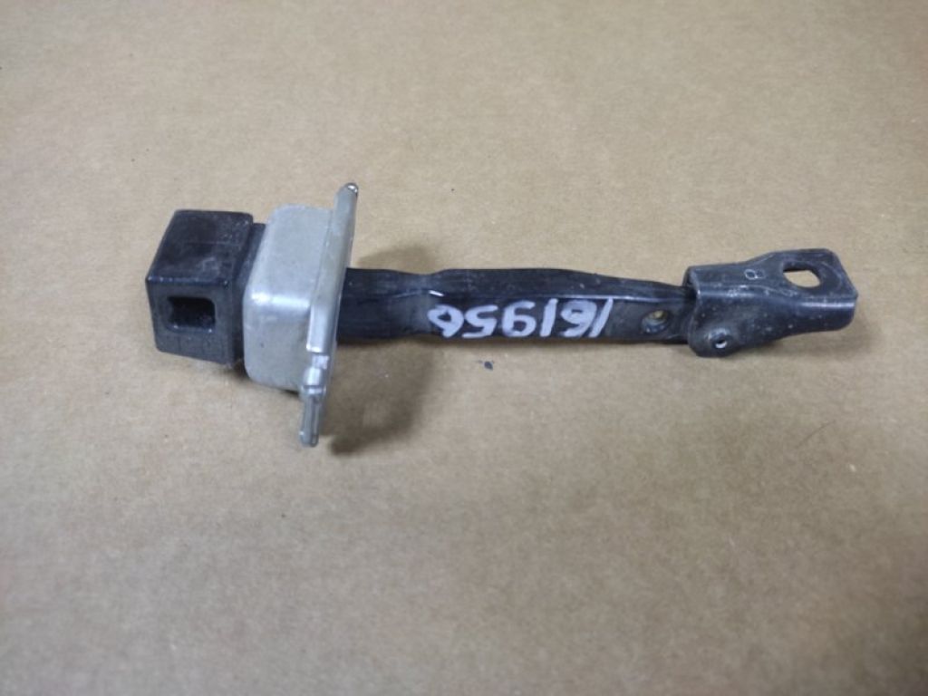 5702A040 | Ограничитель двери передн. лев. MITSUBISHI OUTLANDER XL 05-13 - Фото 2