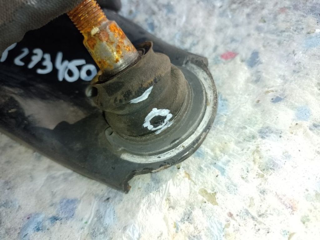 54501-3Y000 | Важіль передньої підвіски нижній прав. HYUNDAI ELANTRA MD 10-15 - Фото 3