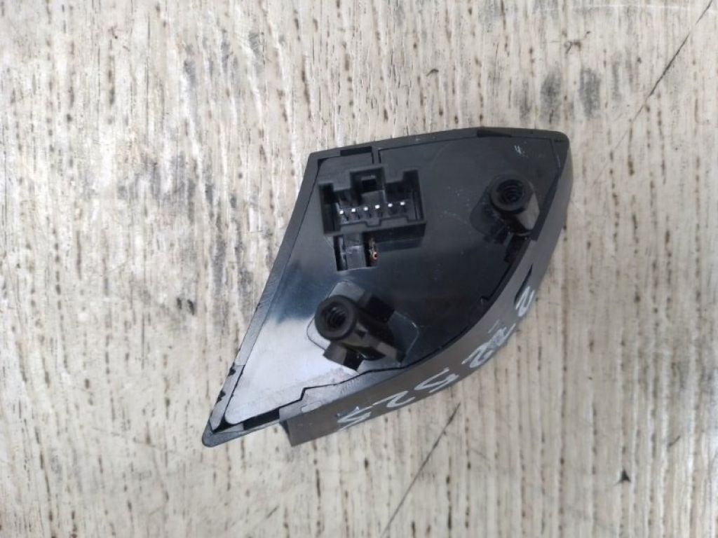 96700-3S000RY | Кнопки руля лів. HYUNDAI SONATA YF 10-14 - Фото 3