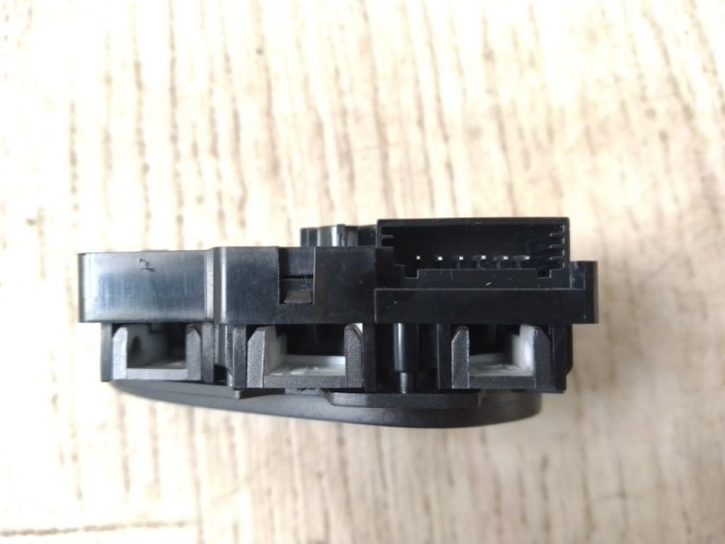 967003Q500YE5 | Кнопки руля HYUNDAI SONATA YF 10-14 - Фото 8