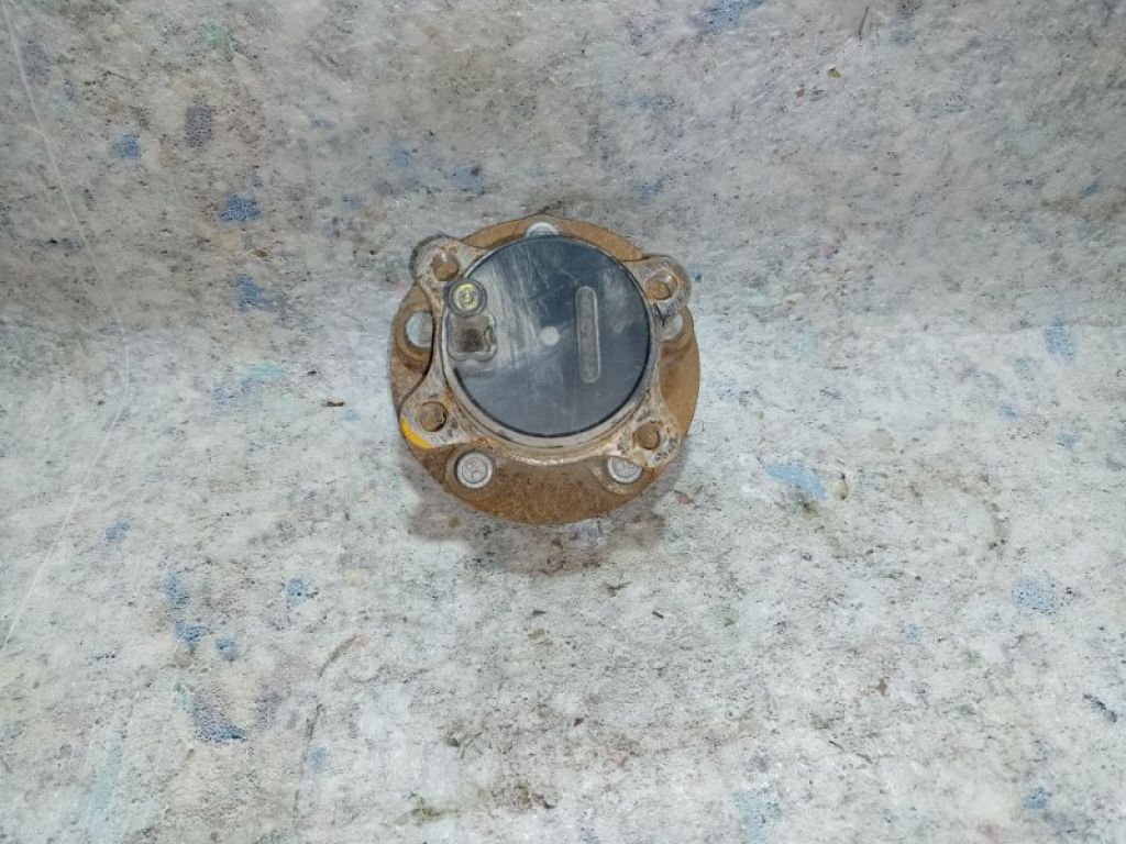 DG9Z-1104-C | Ступица задн. FORD FUSION 14- - Фото 2