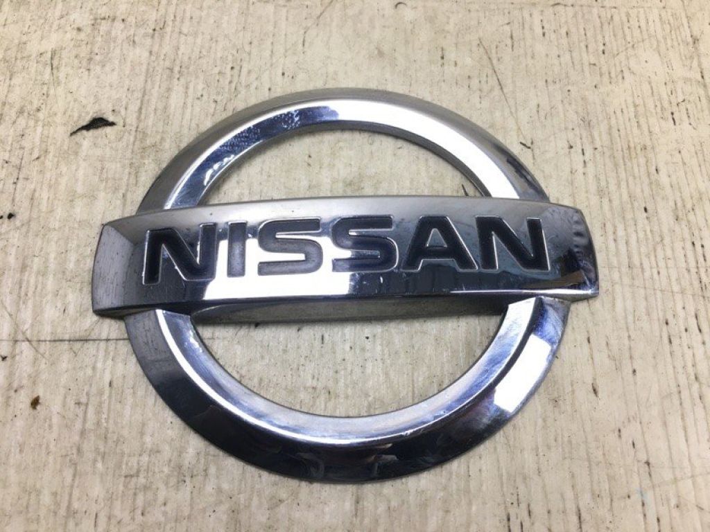 90890-JX00A | Емблема NISSAN LEAF 10-17