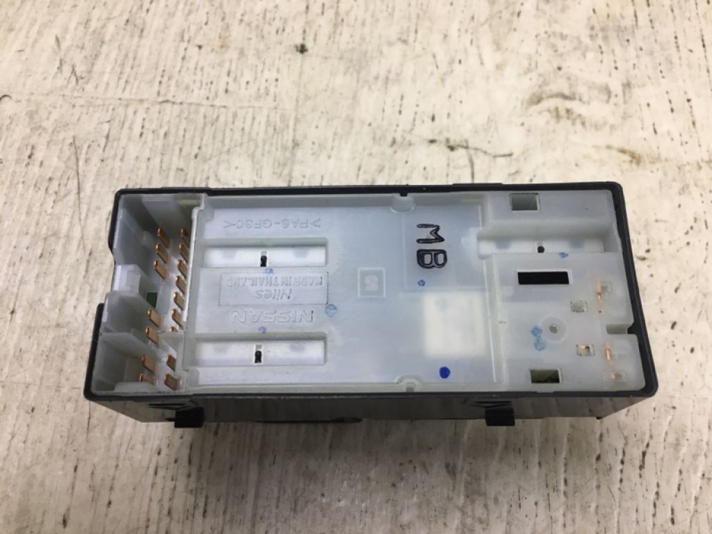 25401-3LM0B | Блок керування склопідіймачами NISSAN NV200 USA 13- - Фото 3