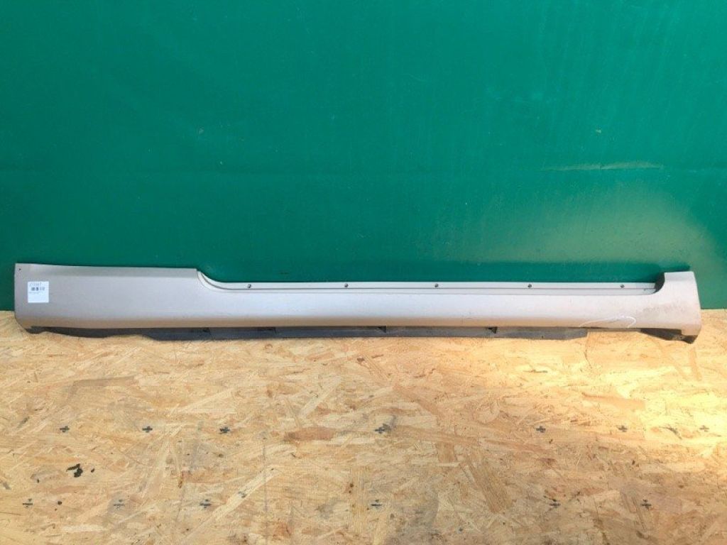 75851-AA030-B0 | Накладка порогу зовнішня прав. TOYOTA SOLARA 03-09