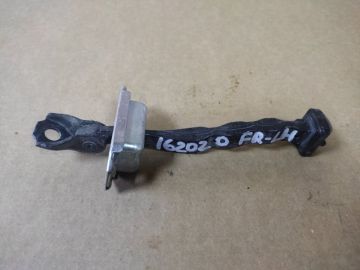 Обмежувач дверей передн. лів. NISSAN ALTIMA L33 12-18