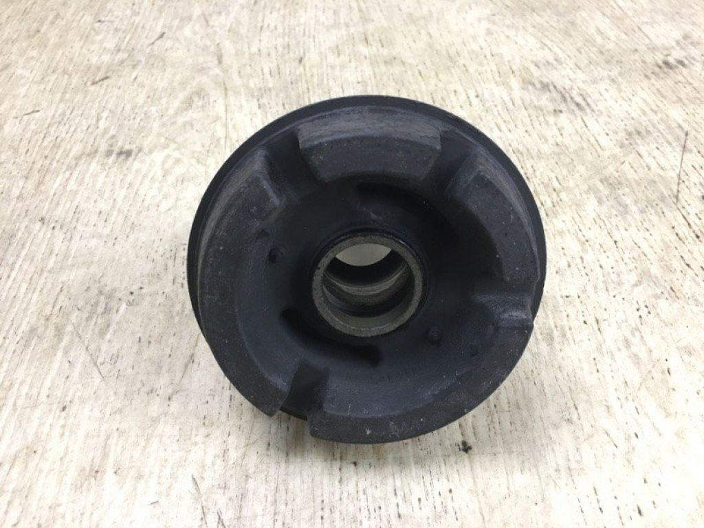 52211-33080 | Сайлентблок TOYOTA CAMRY 40 06-11