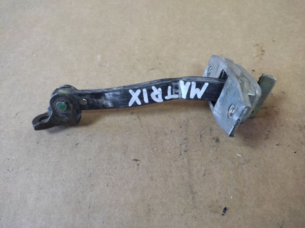 68630-02061 | Ограничитель двери задн. прав. TOYOTA MATRIX 02-08