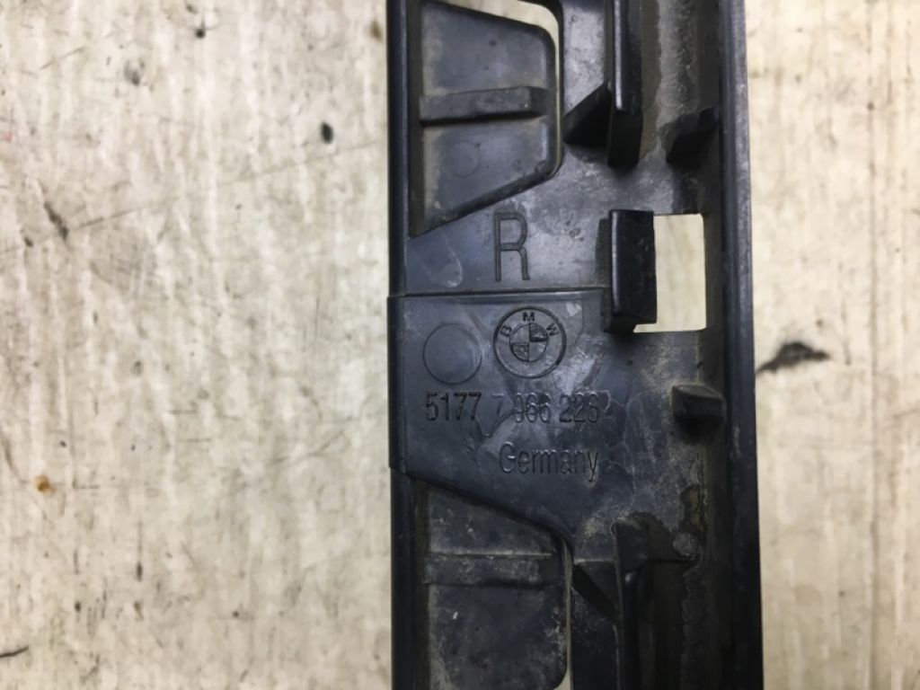 51 77 7 066 228 | Кронштейн крила передн. прав. BMW 5 SERIES 03-10 - Фото 6