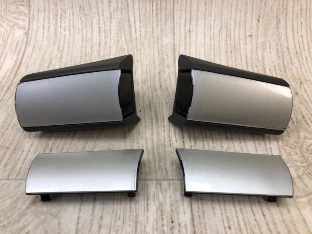 0ZL51TRMAA | Накладка в салоне CHRYSLER 300 04-10