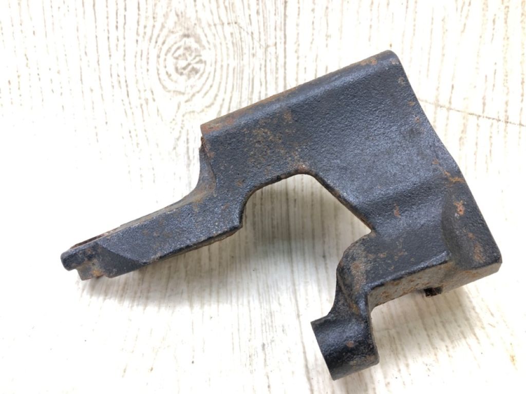 12315-20040 | Кронштейн двигателя TOYOTA SOLARA 03-09
