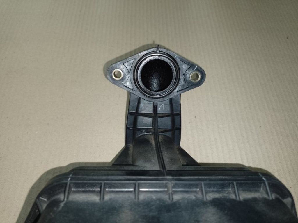 1502A005 | Резонатор повітряного фільтра MITSUBISHI ECLIPSE 05-08 - Фото 3