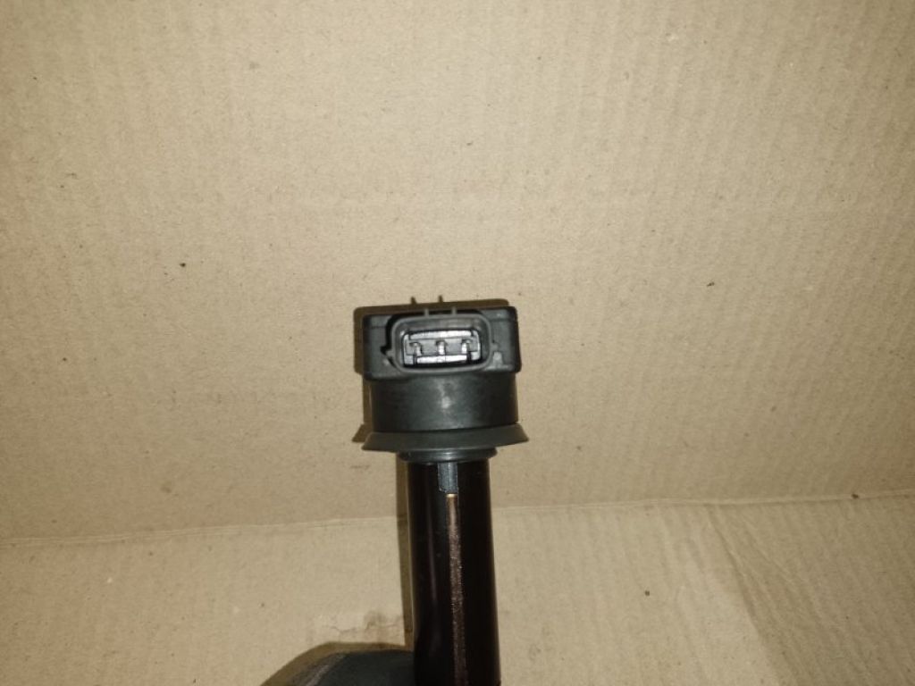 MR994643 | Котушка запалювання MITSUBISHI ECLIPSE 05-08 - Фото 2