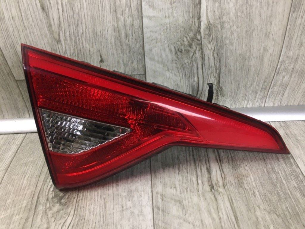 92403-C2000 | Ліхтар внутрішній задн. лів. HYUNDAI SONATA LF 2014-