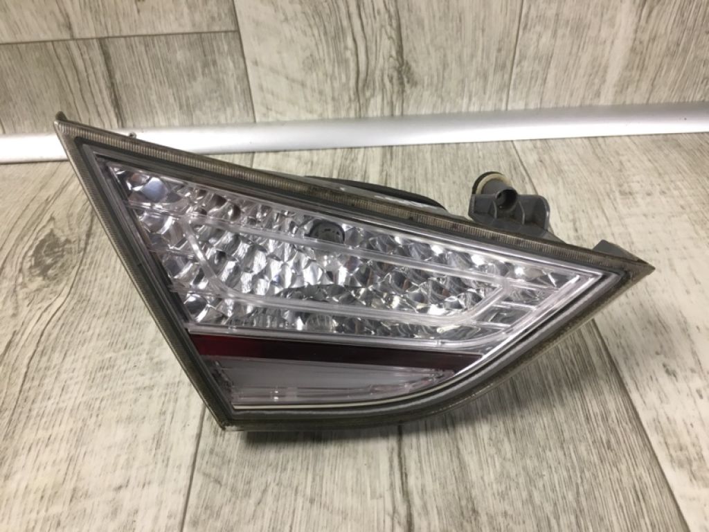 92403-4R000 | Фонарь внутренний задн. лев. HYUNDAI SONATA YF 10-14