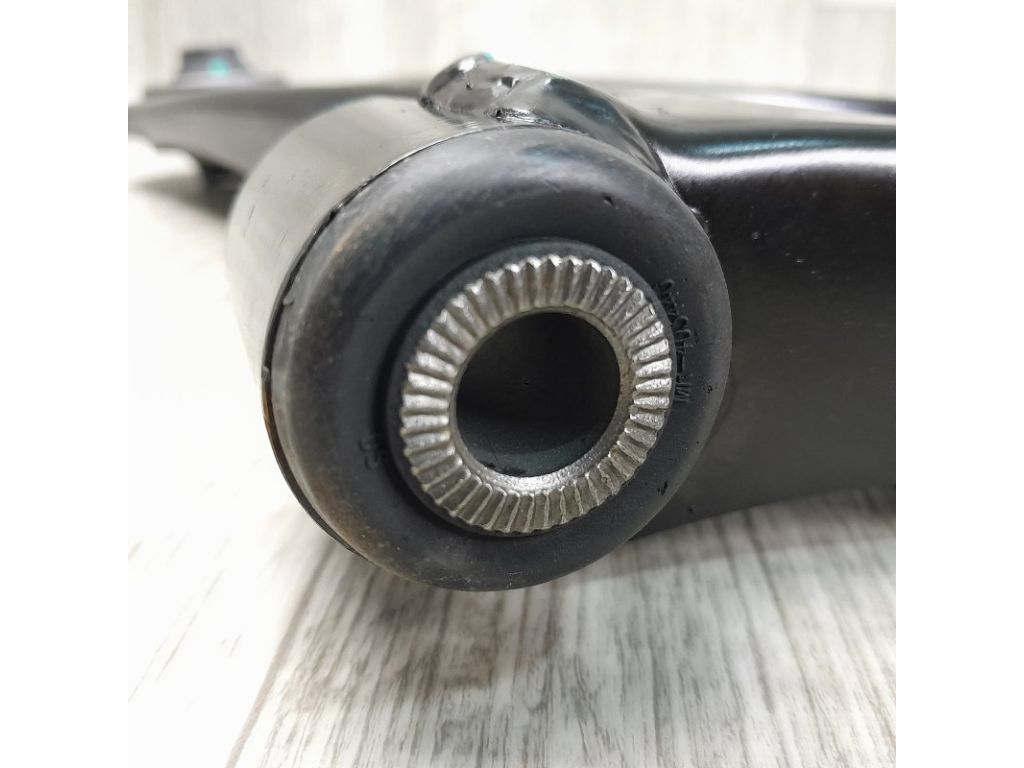 4013A281 | Важіль передньої підвіски нижній лів. MITSUBISHI LANCER X 10 07-15 - Фото 4