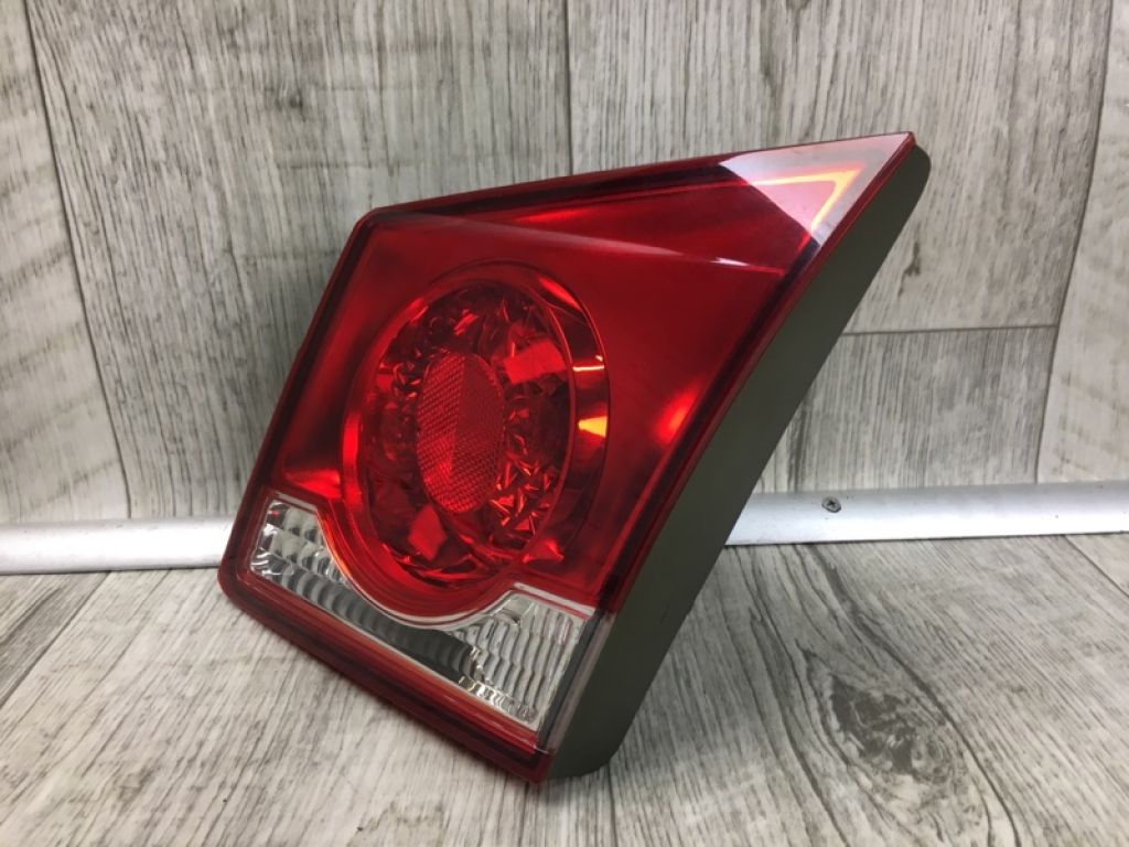 95389372 | Ліхтар внутрішній задн. прав. CHEVROLET CRUZE 08-15 - Фото 3