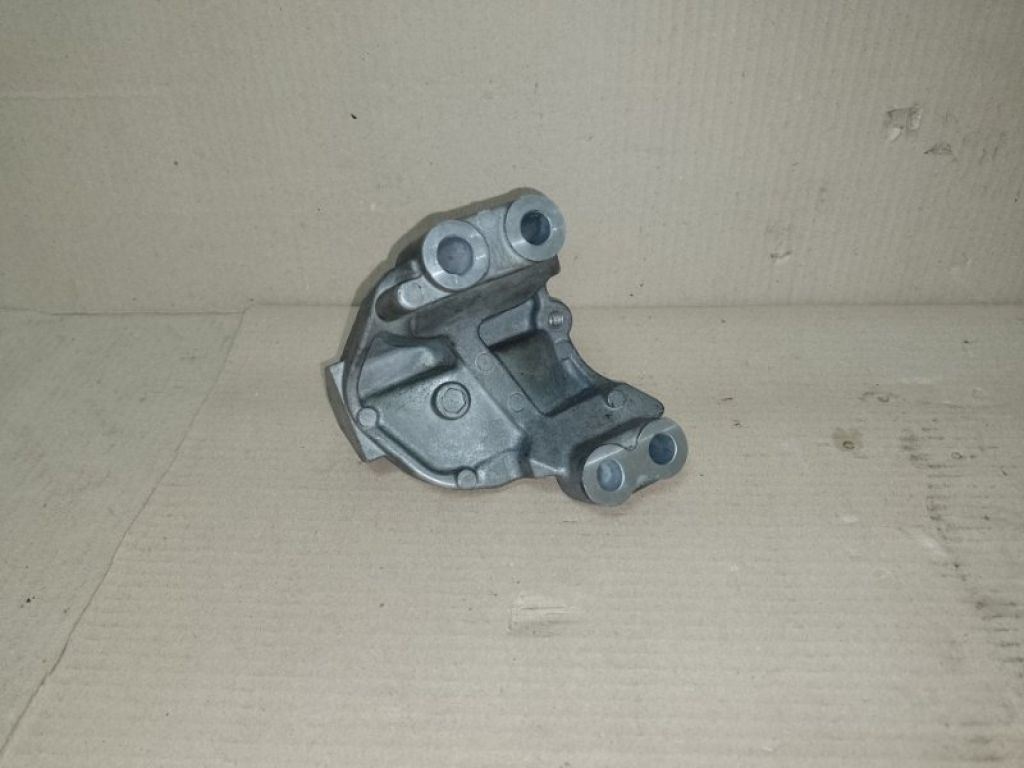 11333-JP01B | Кронштейн двигуна задн. лів. INFINITI QX60/JX35 12-20