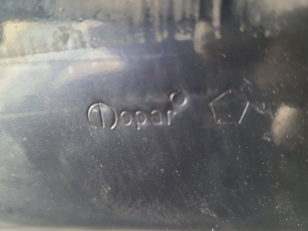 5112136AH | Капот CHRYSLER 300 04-10 - Фото 10