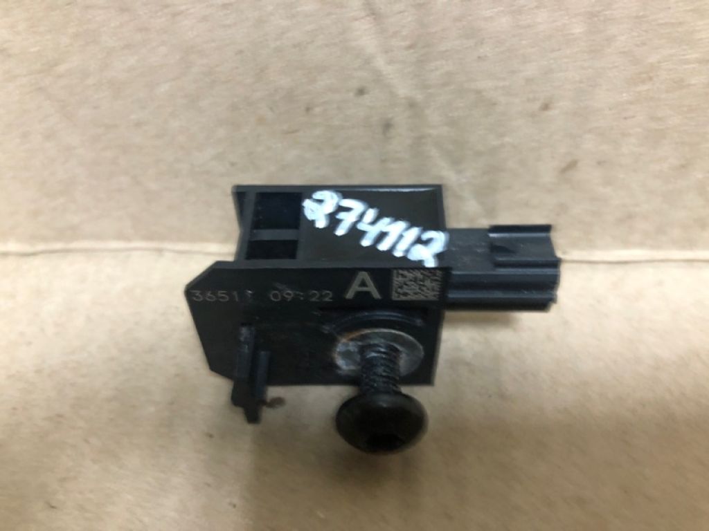 13574936 | Датчик удара CADILLAC SRX 09-16 - Фото 3