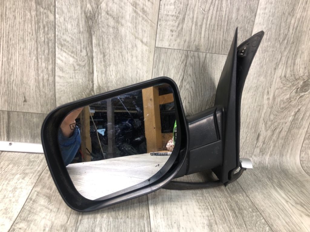 96302-ZC20A | Дзеркало лів. NISSAN QX56 / TITAN / ARMADA 04-16