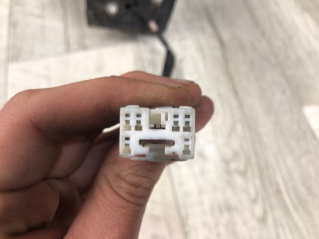 96302-ZC20A | Дзеркало лів. NISSAN QX56 / TITAN / ARMADA 04-16 - Фото 5