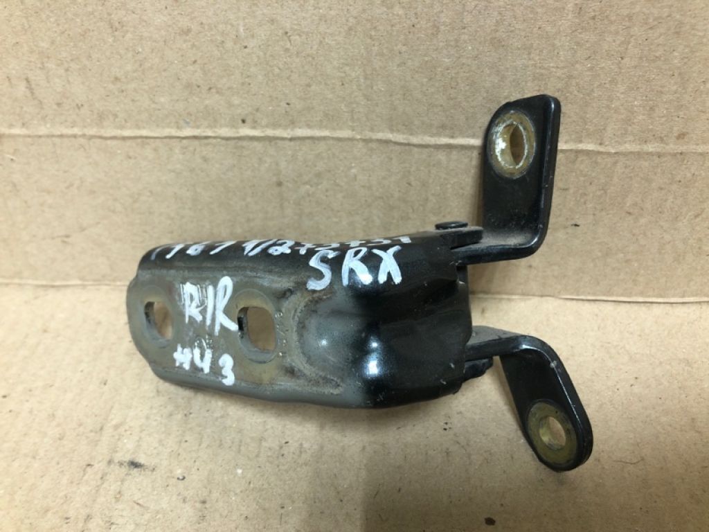 13501716 | Петля двері нижня задн. прав. CADILLAC SRX 09-16