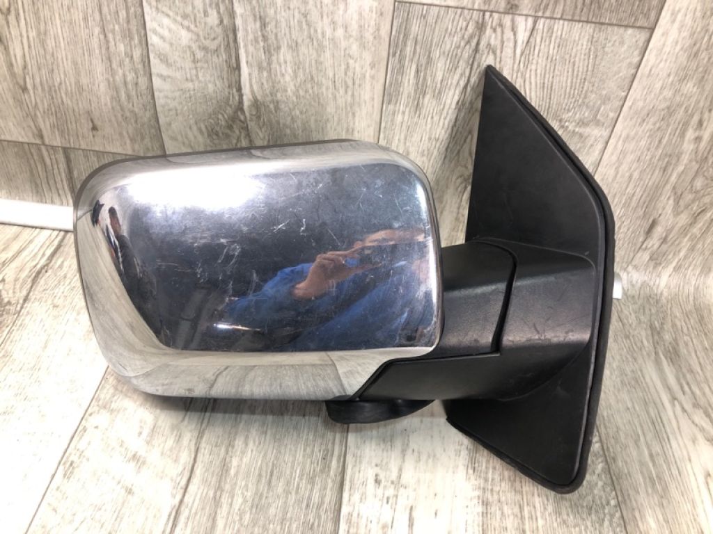 96301-ZC20A | Дзеркало прав. NISSAN QX56 / TITAN / ARMADA 04-16 - Фото 2