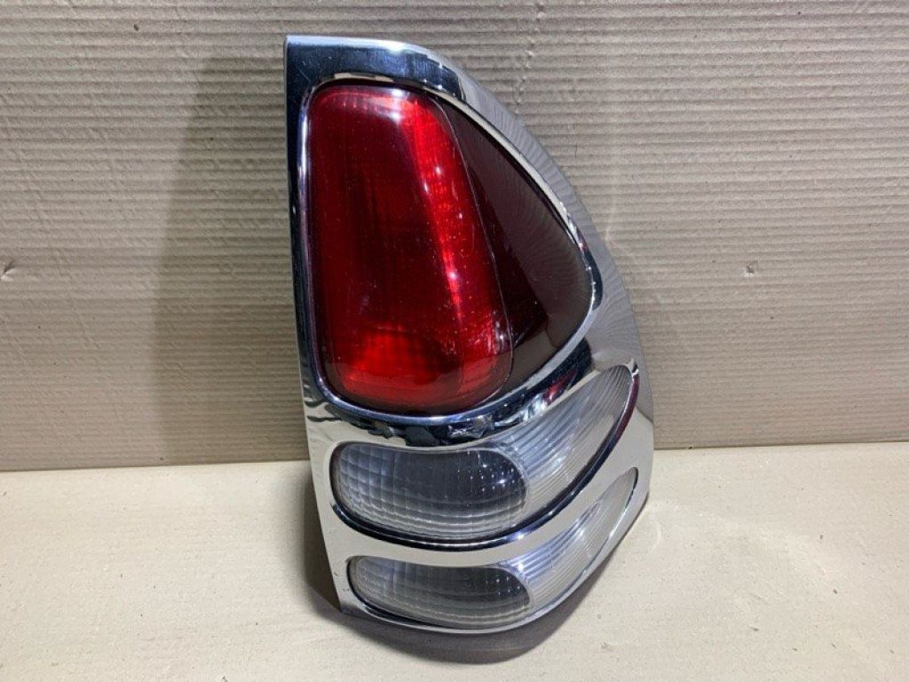 81551-60700 | Ліхтар зовнішній прав. TOYOTA LAND CRUISER PRADO 120 02-09 - Фото 2