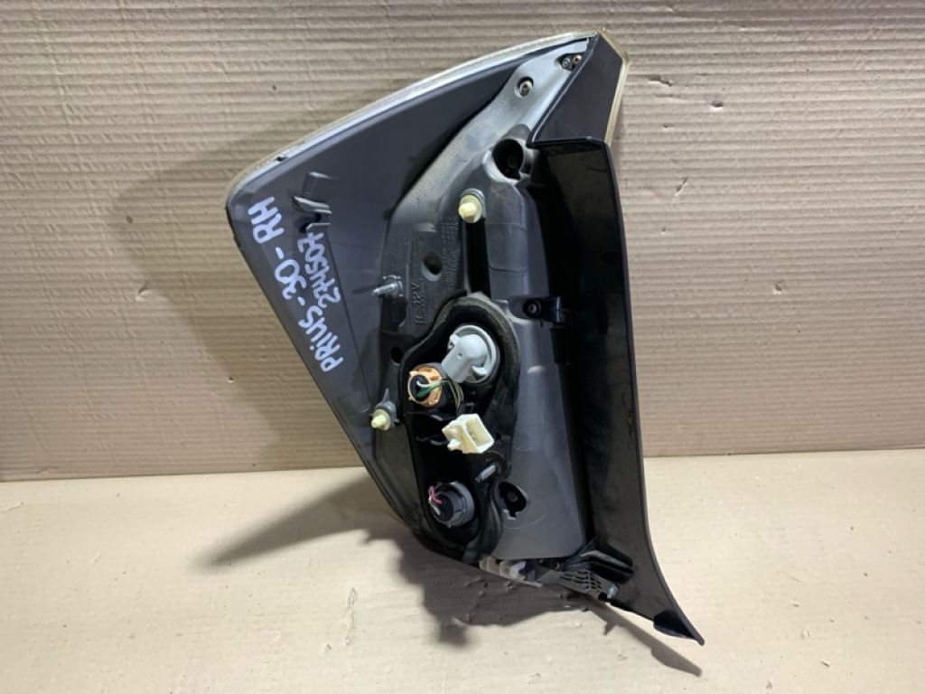 81551-47120 | Ліхтар зовнішній прав. TOYOTA PRIUS - 30 09-17 - Фото 6