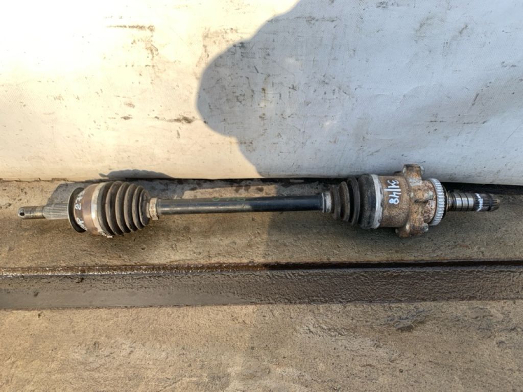 39600-EG000 | Привод задний прав. INFINITI M35/M45 04-10