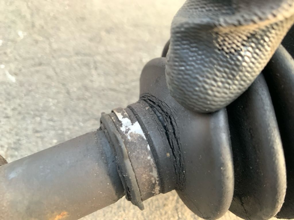 GG28-25-500E | Привід передній прав. MAZDA 3 BK 03-08 - Фото 4