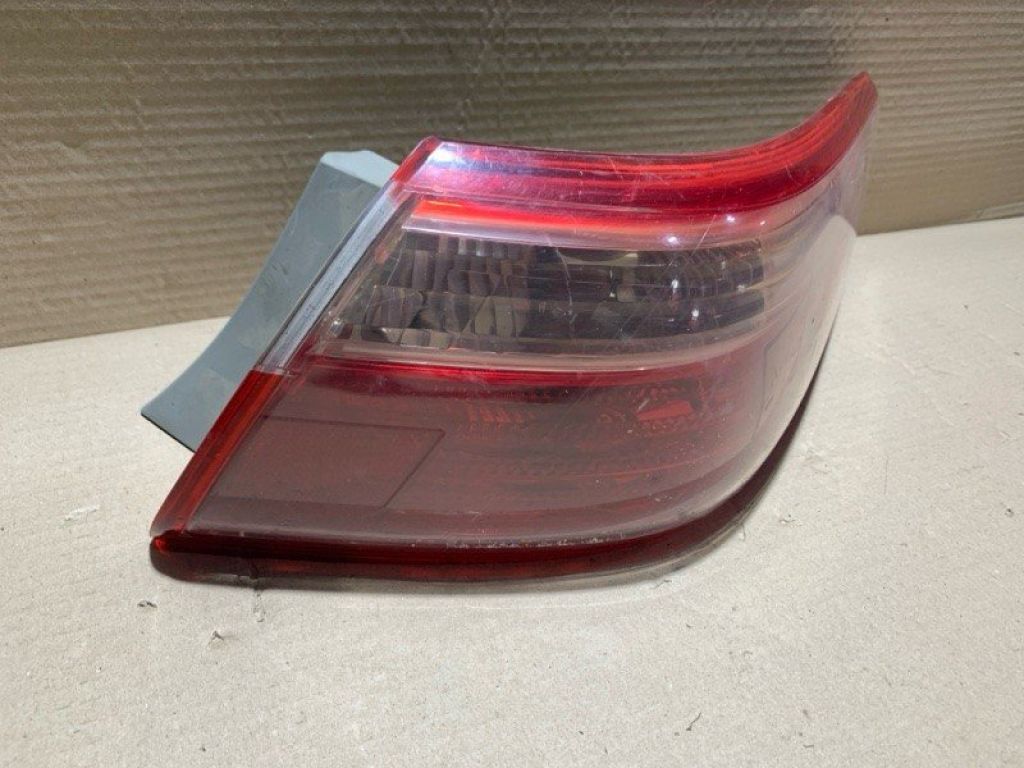 81550-06240 | Ліхтар зовнішній прав. TOYOTA CAMRY 40 06-11 - Фото 2