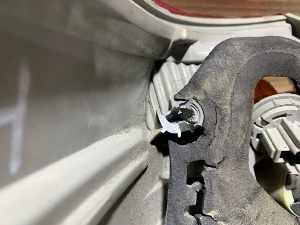 81550-06240 | Ліхтар зовнішній прав. TOYOTA CAMRY 40 06-11 - Фото 13