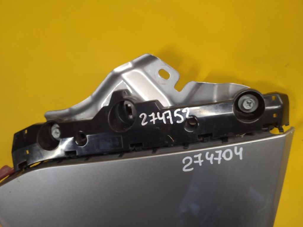 62225-5SK0A | Кронштейн переднего бампера (на крыле) лев. NISSAN LEAF 18-