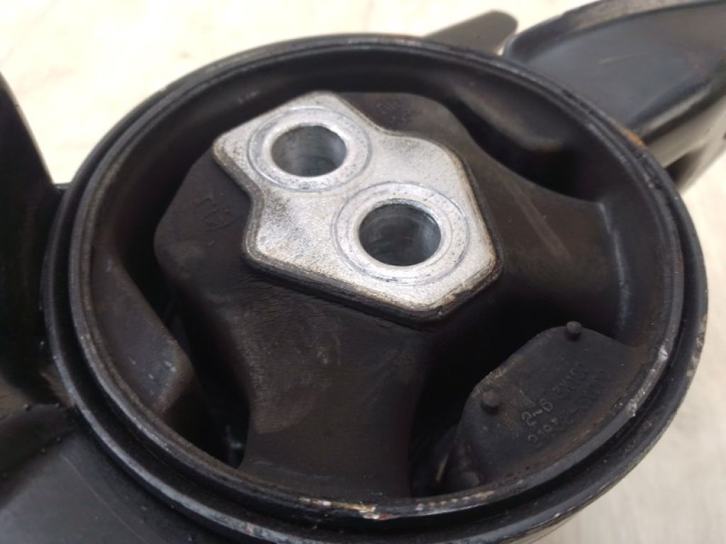 21830-3X000 | Подушка двигателя HYUNDAI ELANTRA MD 10-15 - Фото 4