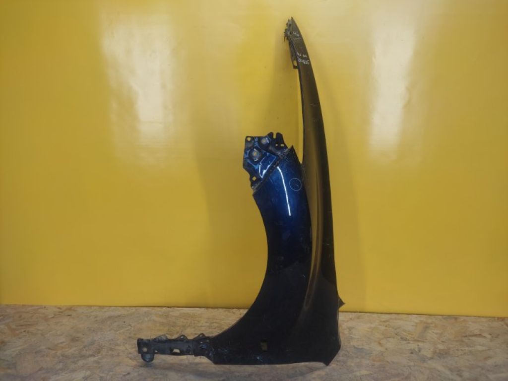 GS1D-52-210C | Крило переднє лів. MAZDA 6 GH 07-12