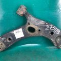 48068-02130 | Рычаг передней подвески нижний прав. TOYOTA AURIS 06-12