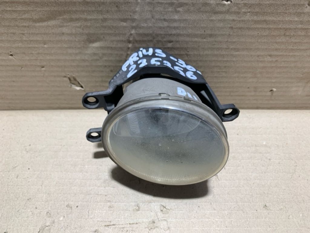 81210-12230 | Протитуманна фара прав. TOYOTA PRIUS - 30 09-17 - Фото 2