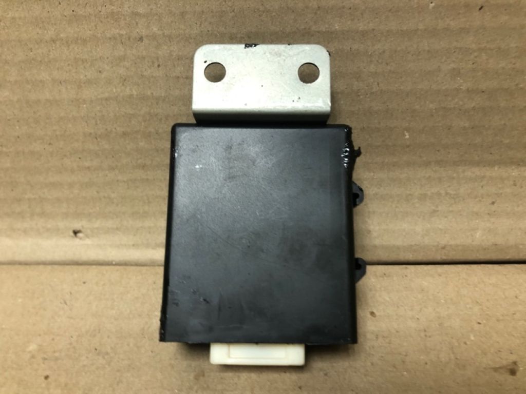 28450-AQ000 | Блок керування центральним замком INFINITI FX S50 03-08 - Фото 3