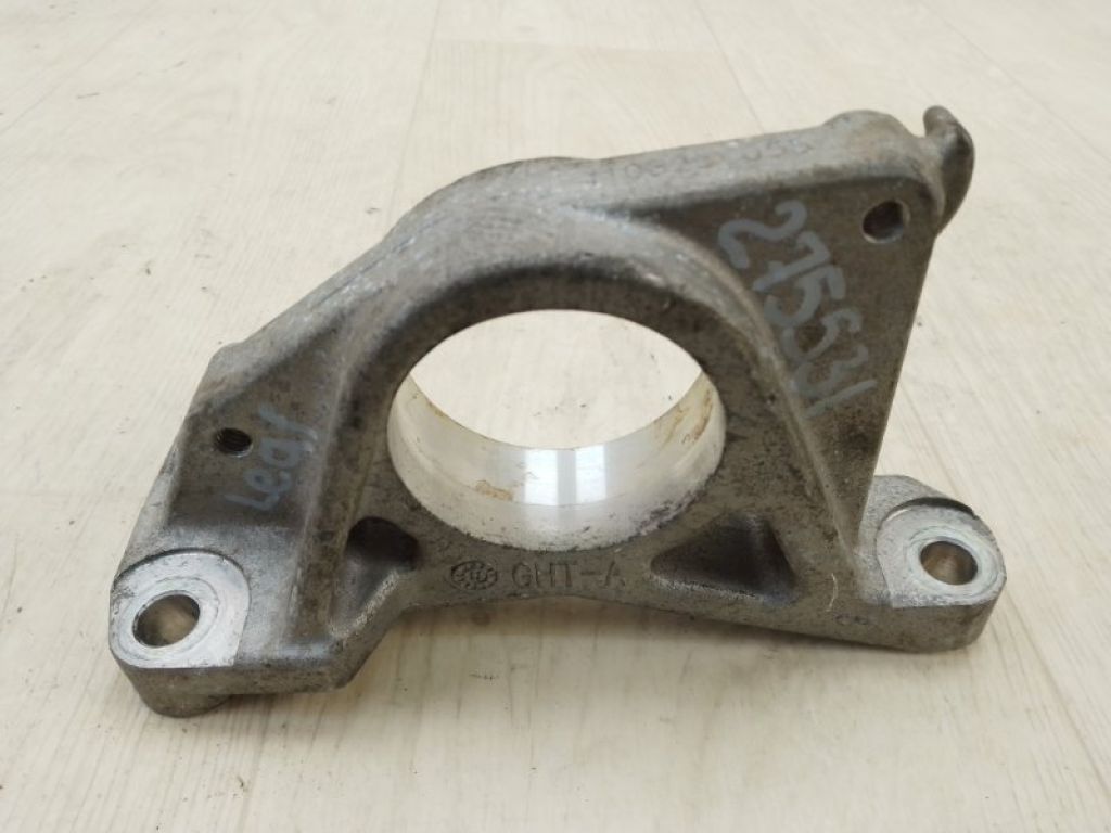 39780-3NA0A | Кронштейн промежуточного вала NISSAN LEAF 10-17