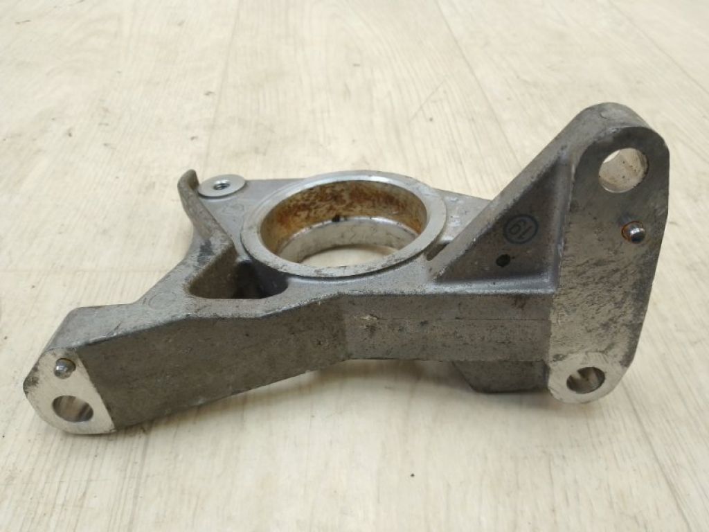 39780-3NA0A | Кронштейн промежуточного вала NISSAN LEAF 10-17 - Фото 4