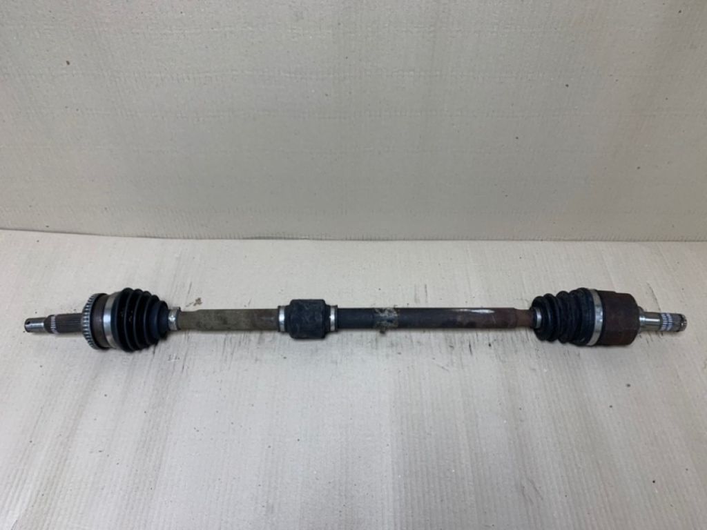 49500-2H010 | Привод передний прав. HYUNDAI ELANTRA HD 06-11