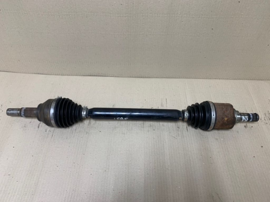 39101-3NA0A | Привід передній лів. NISSAN LEAF 10-17