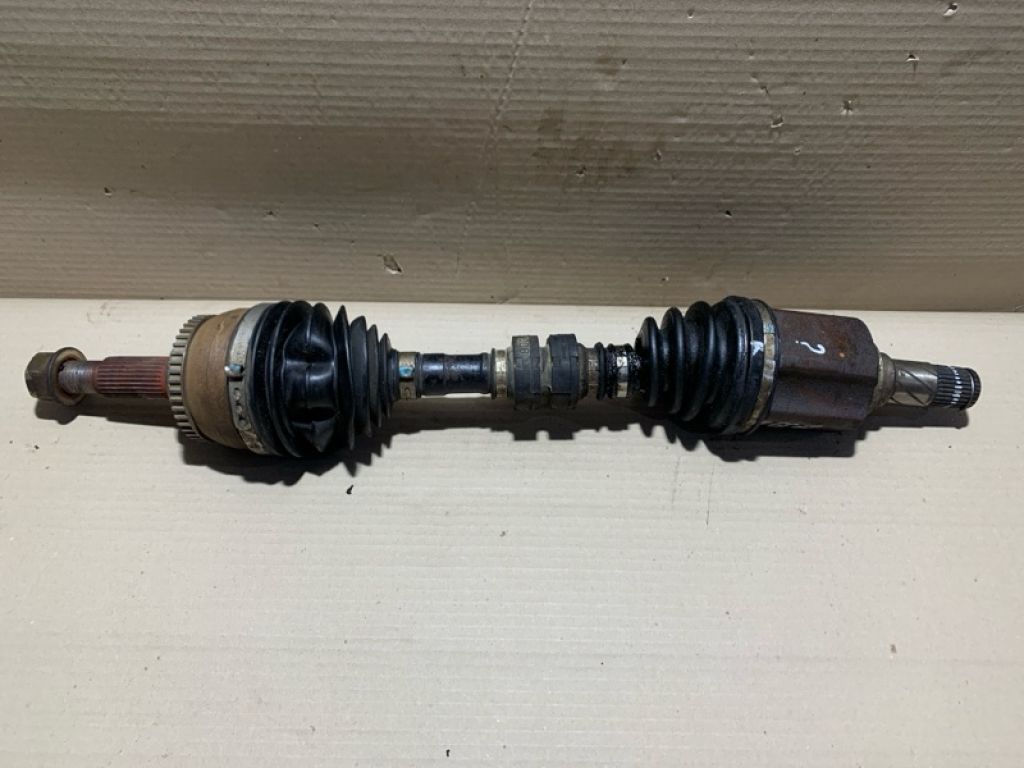 39101-8H710 | Привід передній лів. NISSAN X-TRAIL T30 01-07